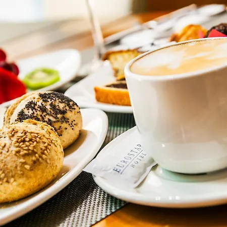 Hotell Eurostars Parque 4*