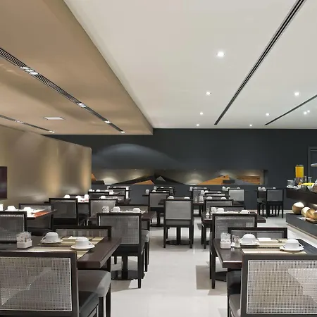 Eurostars Parque Hotell 4*