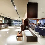 ユーロスターズ リスボア パルケ ホテル 4*