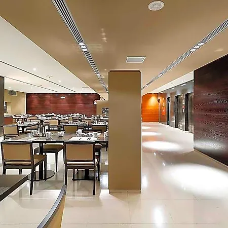 Otel Eurostars Parque 4*