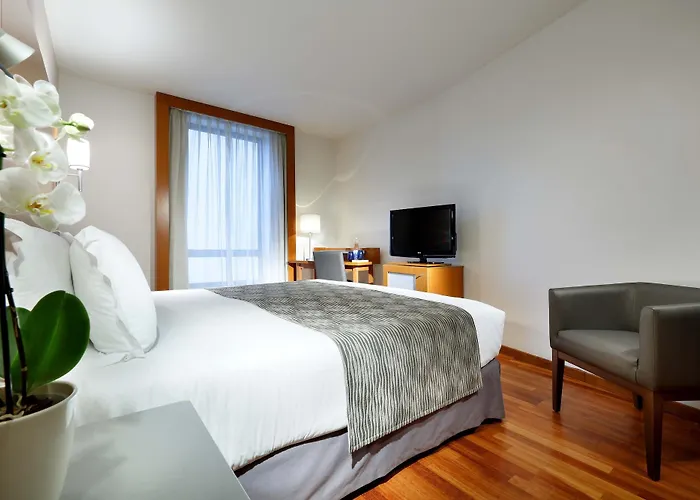 유로스타스 리스보아 파르케 호텔 4*