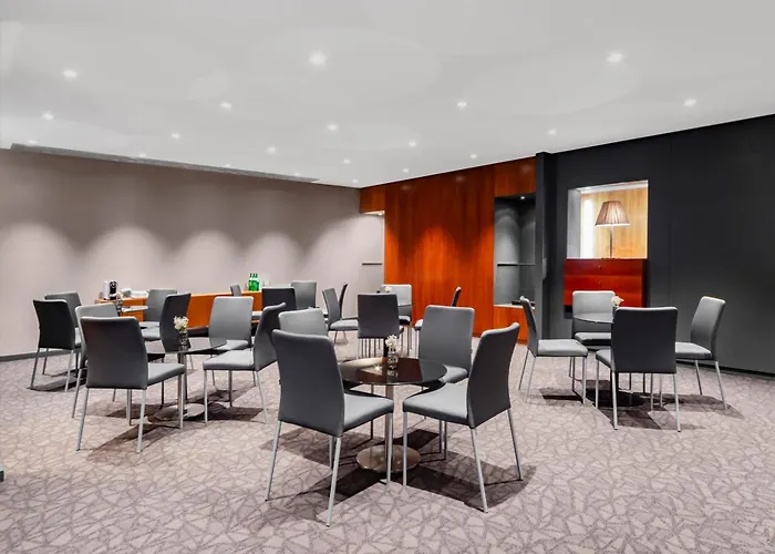 유로스타스 리스보아 파르케 호텔