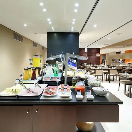 Eurostars Parque מלון 4*