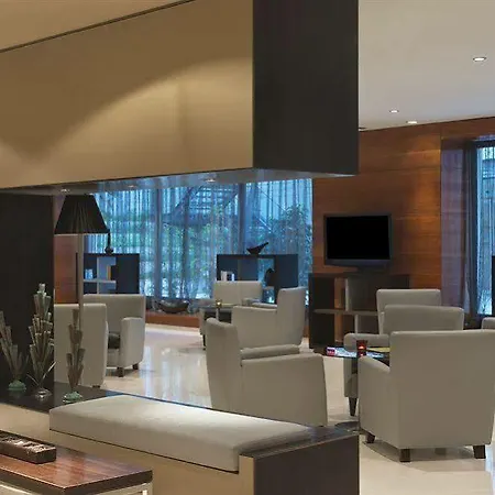 Eurostars Parque 4* ליסבון